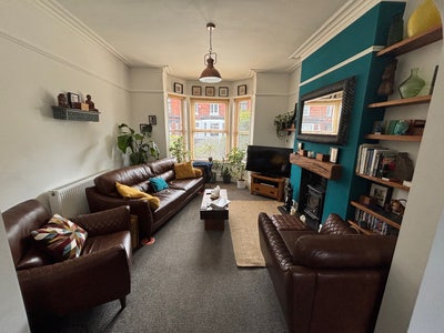 Lrge Dble rm to rent-Eccles &pound;625 inc bills Main Photo