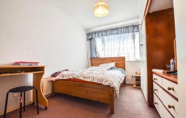 1 double room in Stepney Green Main Photo