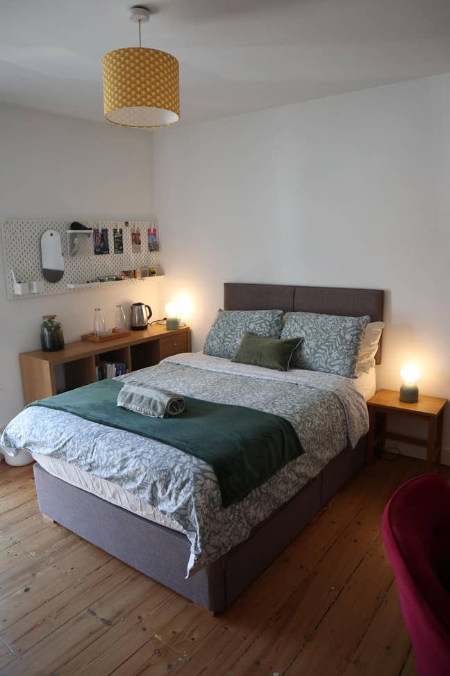 Professional Room | NR3 | MON - FRI or Short term. Main Photo