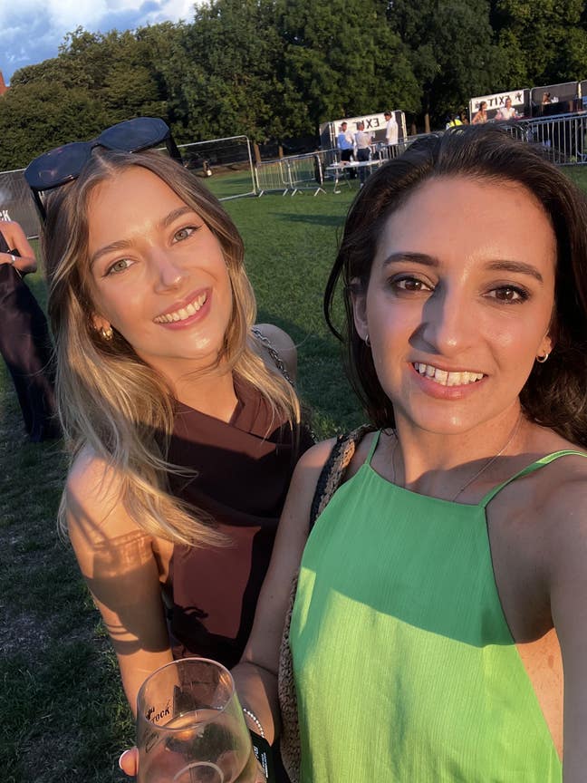Friendly Room Mate wanted for Brixton flat share Main Photo