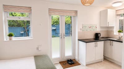 Self-contained garden studio | All bills included  Main Photo