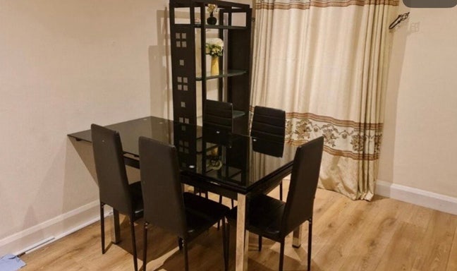 A Neat Cosy Double Fully Furnished Room  Main Photo