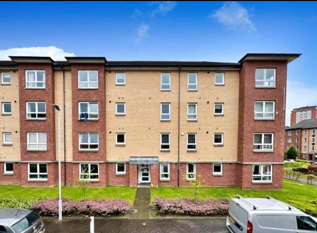 2 bedroom flat  Main Photo