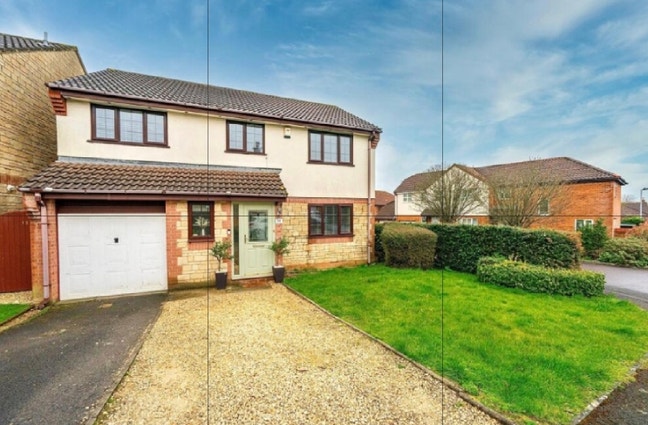 Spacious Ensuite in Bradley Stoke Main Photo
