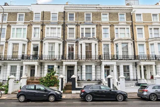 Studio flat - Holland Road, W14 Main Photo