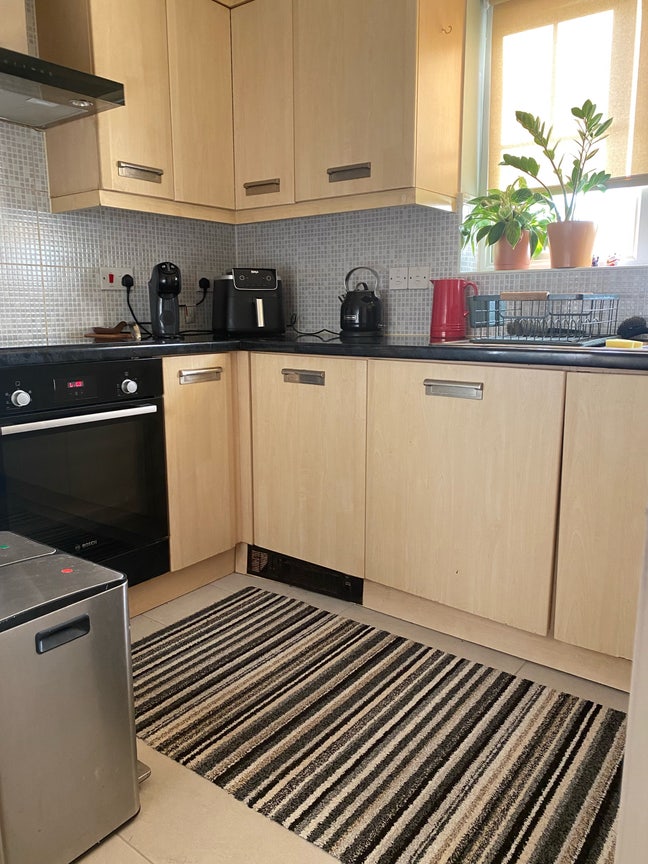 Room Rent For Female Only Main Photo