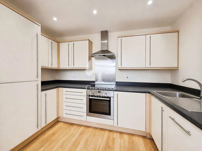 Female flatmate required  Main Photo