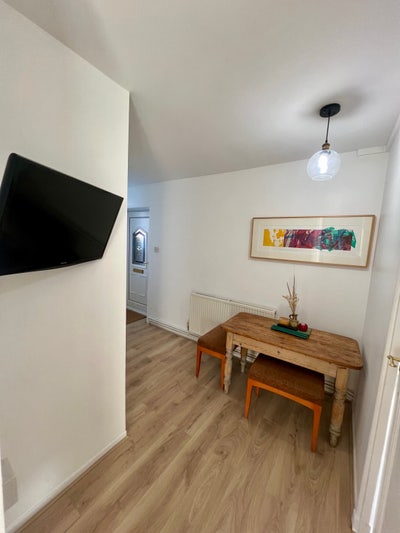 Bright Large Double Room - Rare Availability  Main Photo