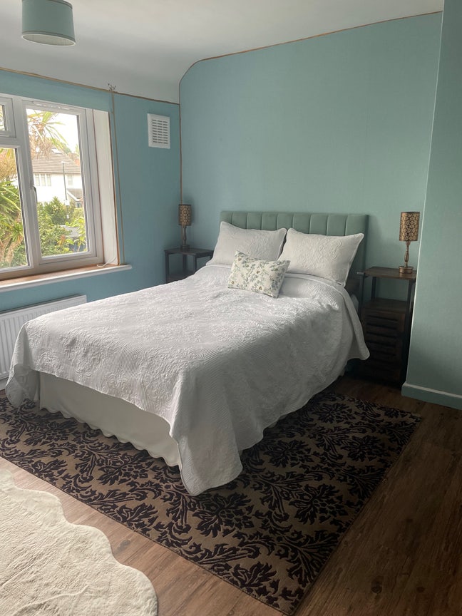 Double room in Barnes  Main Photo