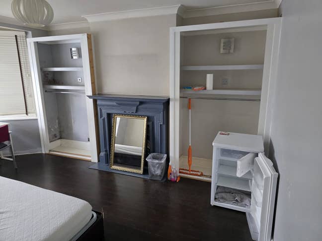 Double and Single bedroom furnished in spacious ho Main Photo