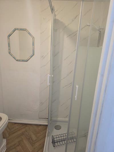 Room to let Main Photo