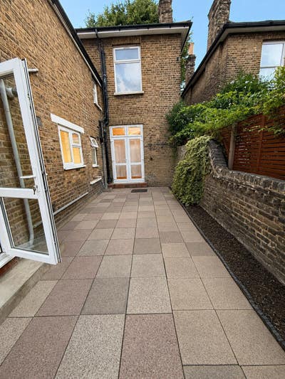 2 Bedroom Ground Floor Flat with Private Garden Main Photo