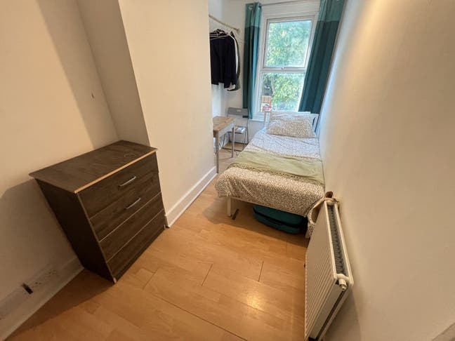 Three Single rooms in ANGEL from &pound;196pw Main Photo