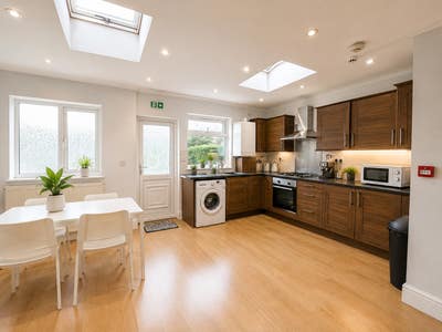 Lovely Cosy Double in Mitcham!! Main Photo