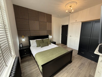 Stunning Property - Double En-Suite All Bills Inc Main Photo
