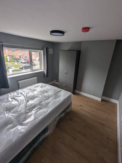 Low cost accommodation- Erdington  Main Photo
