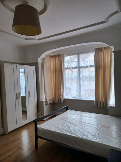 Rooms to let Main Photo