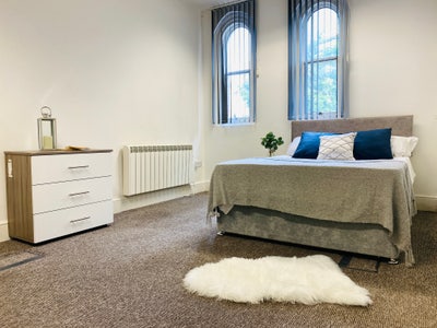 Double Rooms to Rent, Sunny Bar, DN1 Main Photo