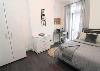 ⚡ACT FAST! Incredible Double Room West Hampsted⚡ Main Photo