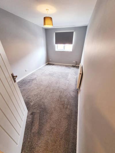 Modern Property in Family Friendly Area Main Photo