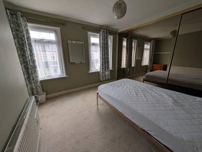 Terraced 2 bedroom house to rent Main Photo