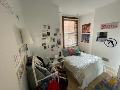 Double Bedroom in NW2  Main Photo