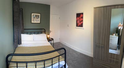 Renovated Double Room - All Inc - Central Location Main Photo