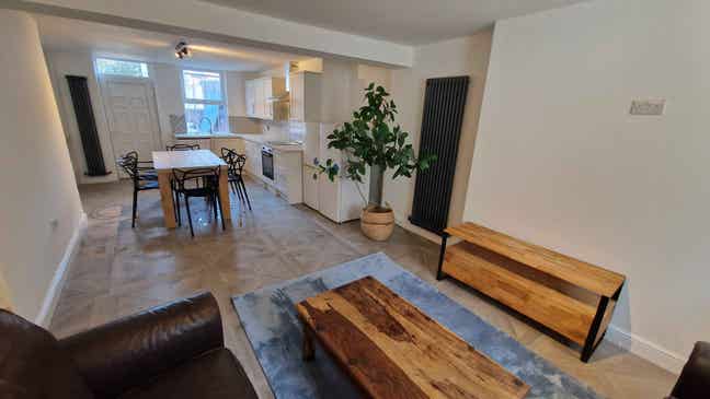 Bills Included Rooms Near Uni of Leeds Main Photo