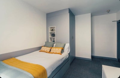 Double Room with Ensuite  Main Photo