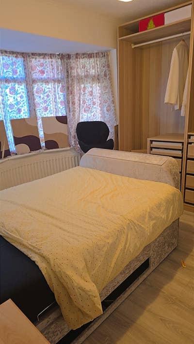 A Spacious double room for rent in DA7  Main Photo