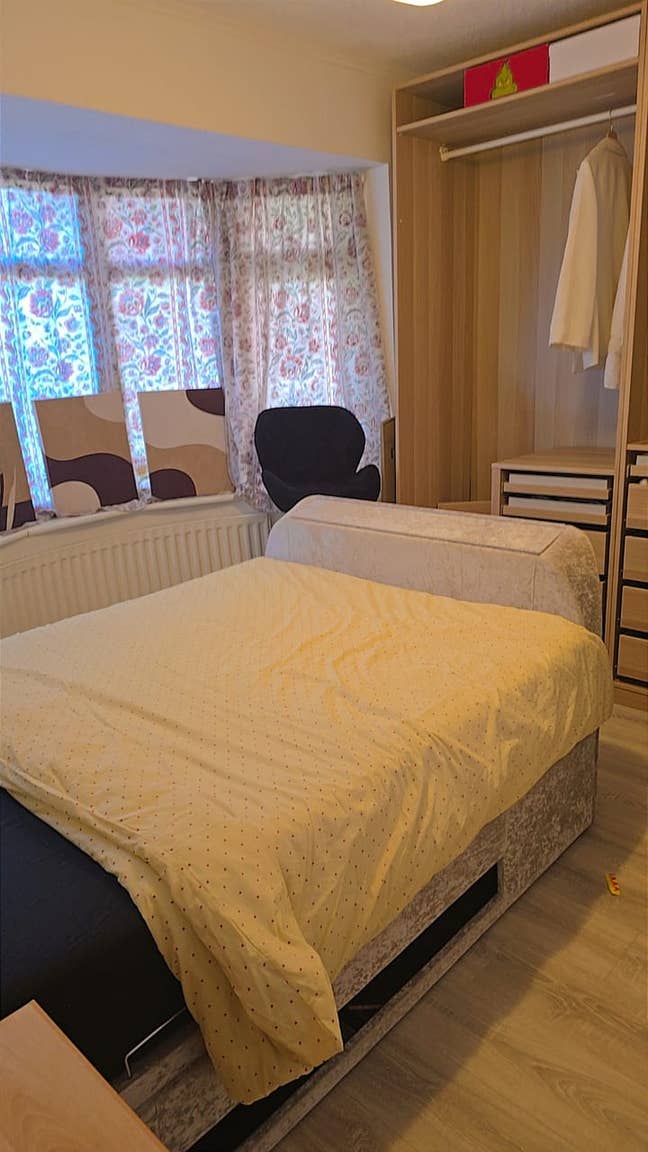 A Spacious double room for rent in DA7  Main Photo