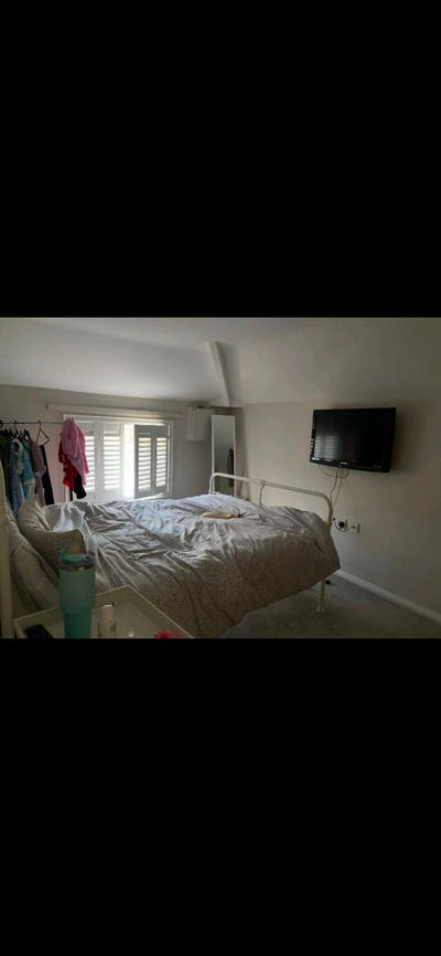 Double room to rent  Main Photo
