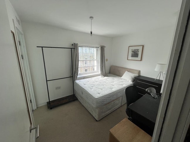 Fantastic Double Room in Kings Cross (En-suite) Main Photo