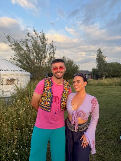 Looking for a friendly flat share or a buddy up!   Main Photo