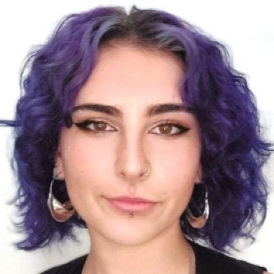 Professional seeking room in Central/West London Main Photo