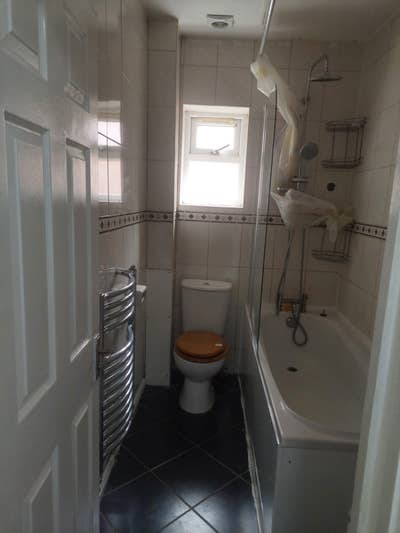 2 bed flat Aylesbury near town, must be viewed Main Photo