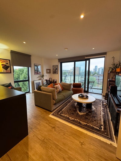Apartment w Double Room Poplar/Canary Wharf ✨ Main Photo