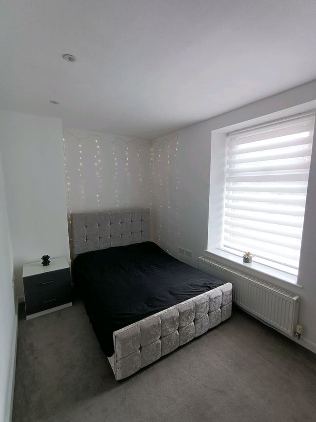 Room for rent  Main Photo