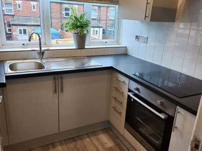 🏡 1-Bed Flat | Grimethorpe Main Photo