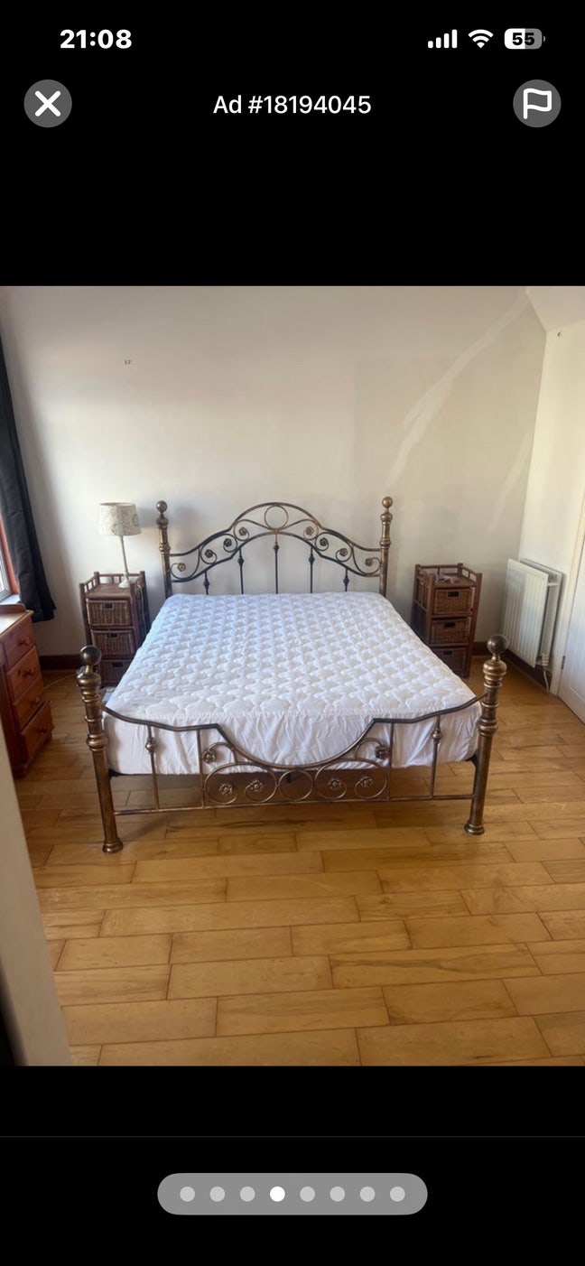 Large double with en-suite &pound;625 pcm incl Main Photo