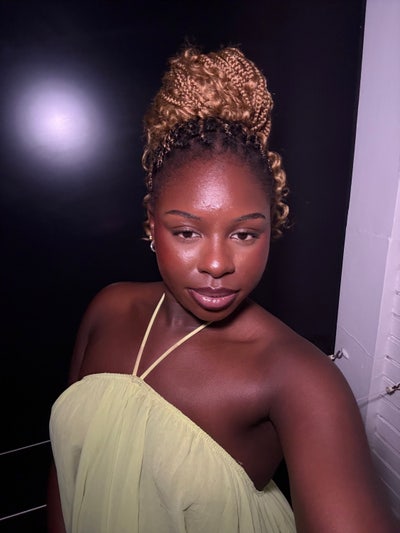 I am a female student aged 21 currently man m... Main Photo
