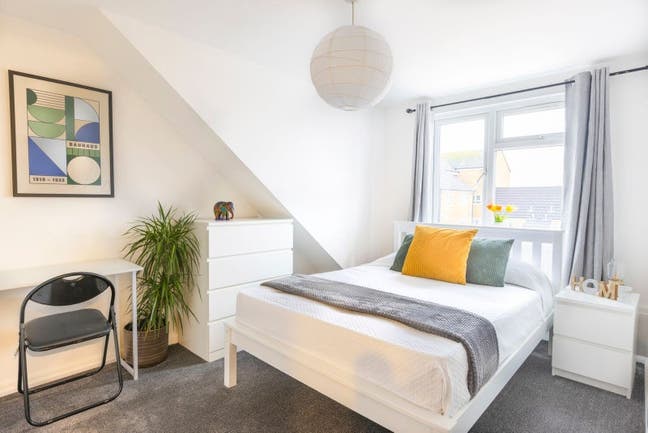 Beautiful En-Suite - Hounslow West Main Photo