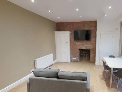 2 Bedroom Luxury Flat Main Photo