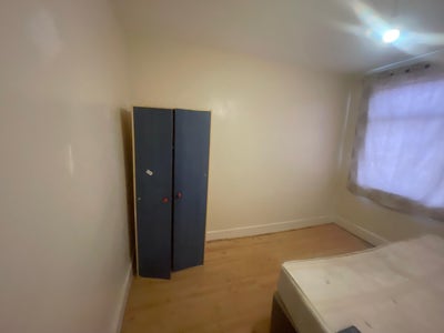 House for rent in a cool and quiet family home  Main Photo