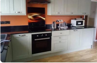 Double room with shared kitchen, bathroom.2 cats Main Photo