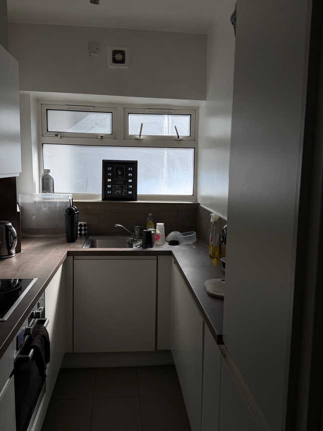 Spacious Double Private En-suite in Willesden Main Photo