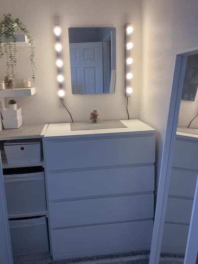 Double and single room to rent in house Main Photo