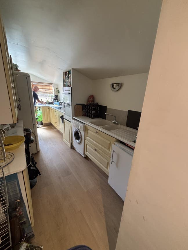 Newly Converted Self-Contained Furnished Apartment Main Photo