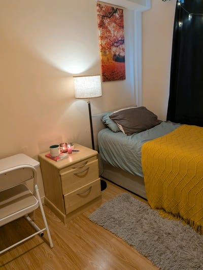 Room available  Main Photo