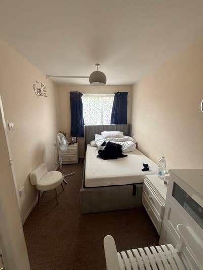 Beautiful Ensute Double Room to Rent in Basingstok Main Photo